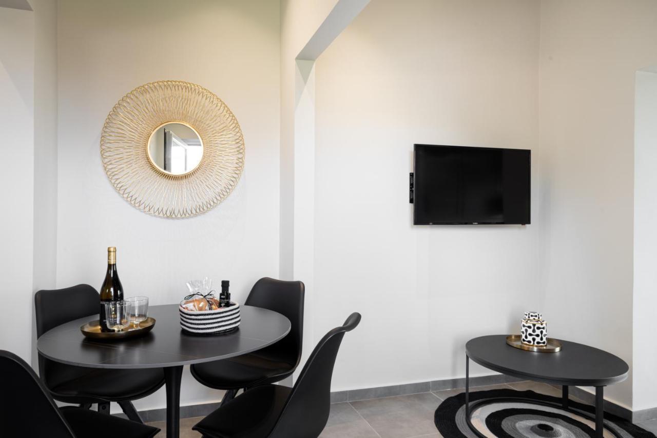 Meliora Suites Dhrapaniás Exteriör bild