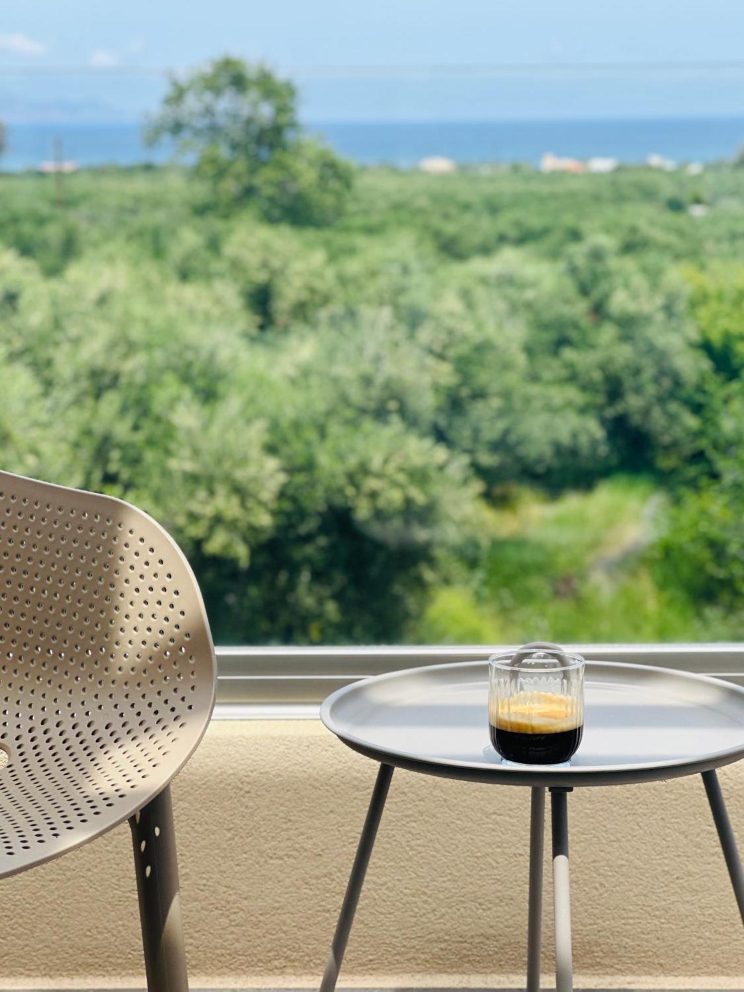 Meliora Suites Dhrapaniás Exteriör bild