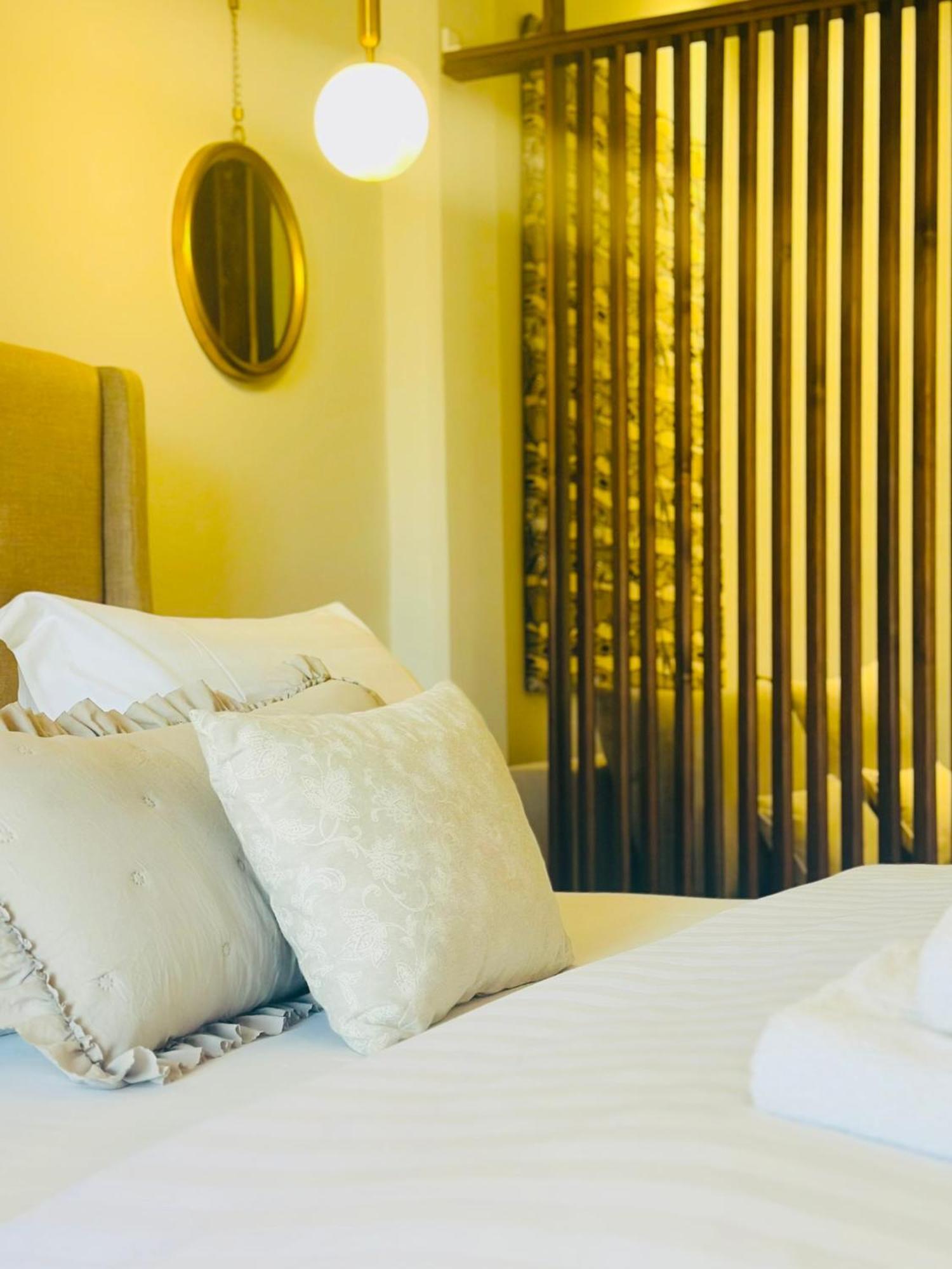 Meliora Suites Dhrapaniás Exteriör bild